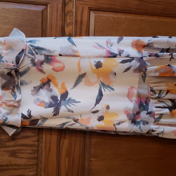 BCBG Generation Maxi Dress, NWT - Picture 3 of 7